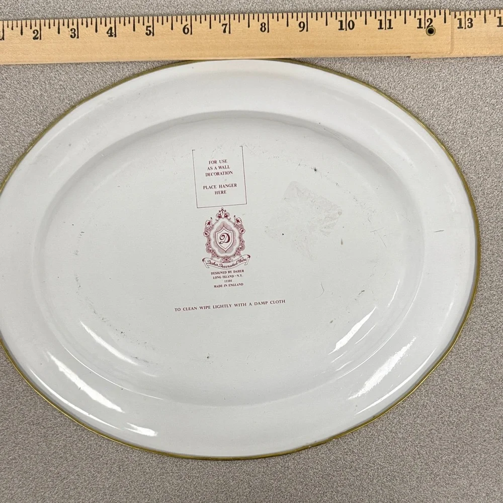 Vintage Decorative Plate with Victorian Ladies - Picture 5 of 9